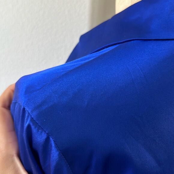Le Superbe Superstoned Button Up Orbital Seamed Satin Fitted Shirt Cobalt Size 4 - Picture 5 of 7